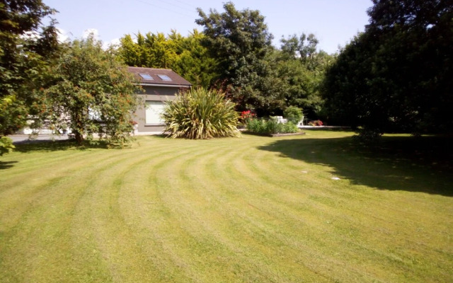 Exclusive Garden Apartment