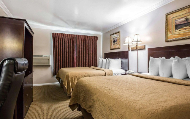 Quality Inn & Suites Thousand Oaks