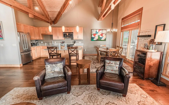 Lodges at Cannon Beach A1