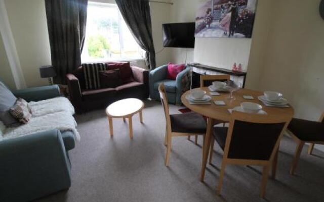 Two Bed Ground Floor Apartment Cardiff