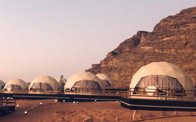 Sharah Luxury Camp