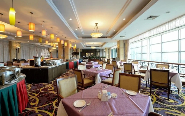 Gladden Hotel Shilong