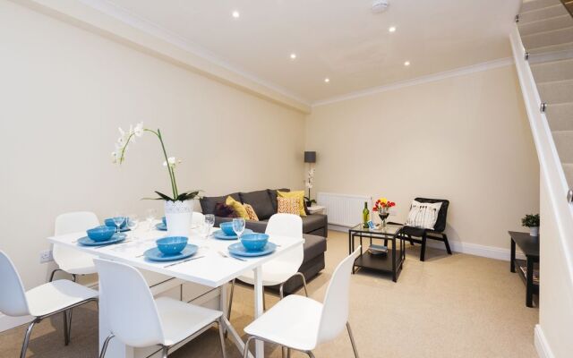 The Magravine Gardens Court I - MP02