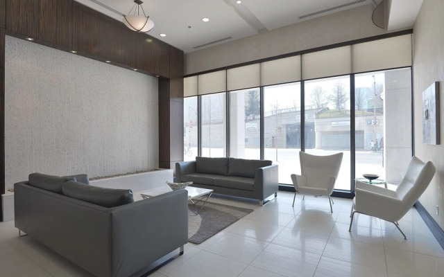 Executive 3BR next to Scotia Arena
