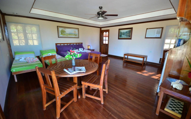 Arena Island Resort