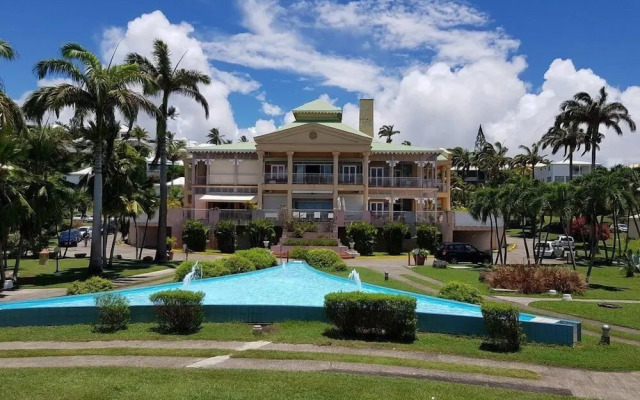 Anse des Rochers Beach & Pool Resort