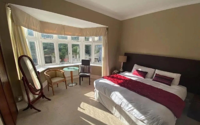 The Hinton Firs Hotel