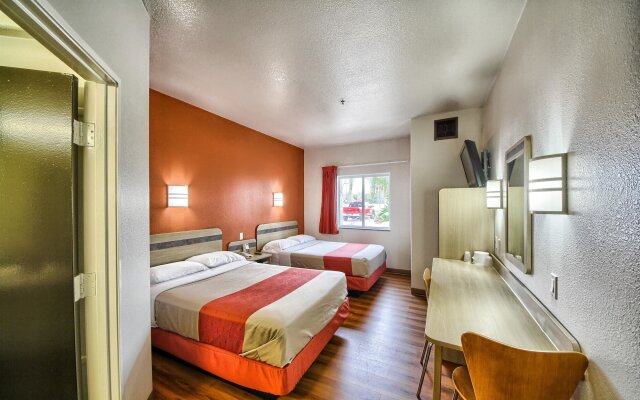 Motel 6 Mission, TX