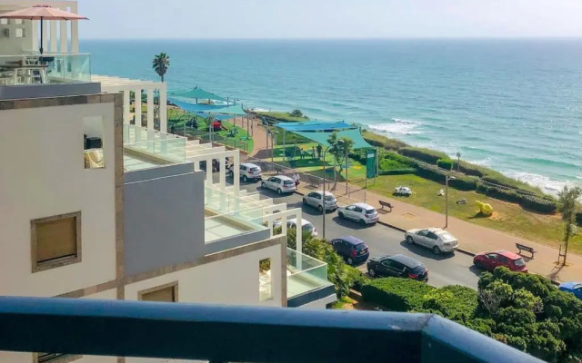 Royal Aparatment on the Sea , Blvd Nitza 34