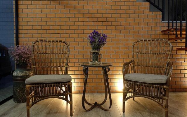 Luck Esan Loft - Hostel