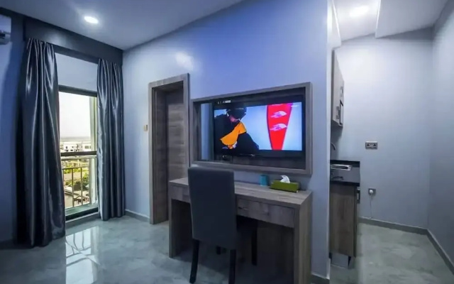 Golden Grand Royale Hotel