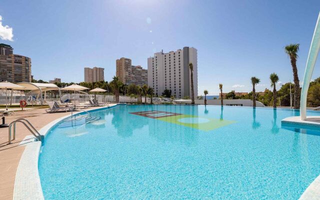 Sunset Waves Benidorm by Mar Holidays Apartments