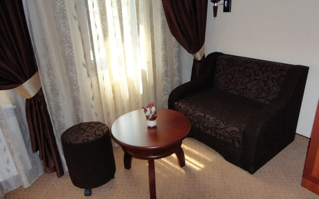 Hotel Favorit