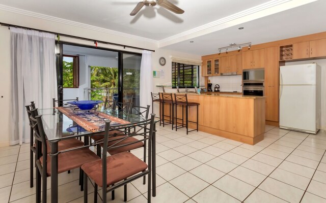 Oceansprey Beachfront Apartments