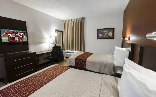 Red Roof Inn PLUS+ Austin South