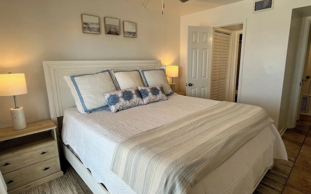 Surfside Shores #1304