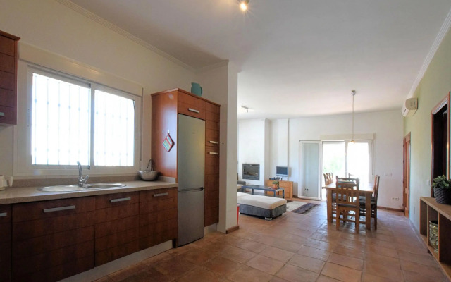 Inviting Villa in Arenas with private pool