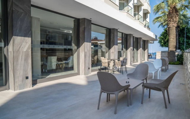 Premier Nergis Beach