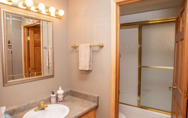 Sunvail S 13e 2 Bedroom Condo by RedAwning