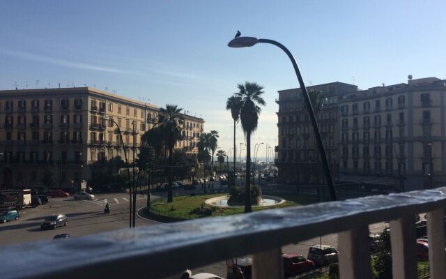 Base Napoli B&B