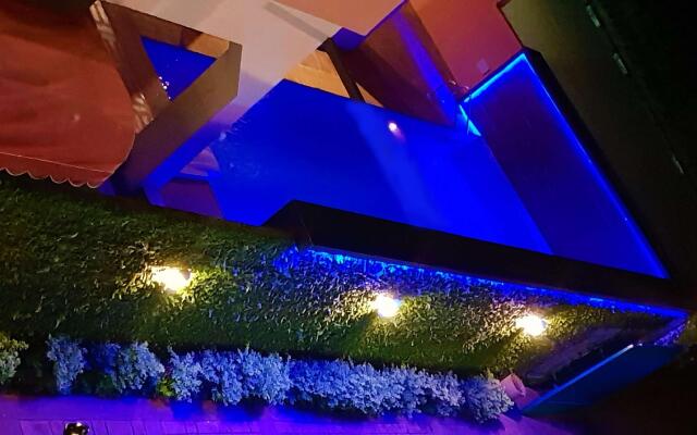 Home Suites Boutique Hotel Freetown