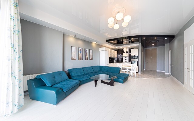 Sotis Galaxy on Kurortny Avenue 105