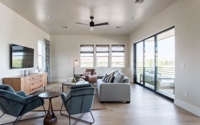 Bloomington Villas