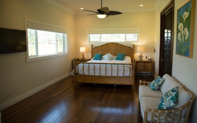 North Shore Country Villa