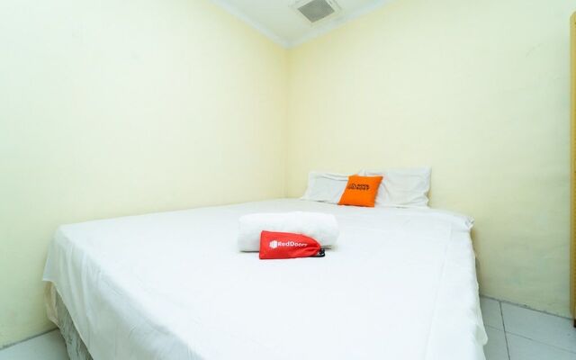 KoolKost Syariah near STIE Trianandra