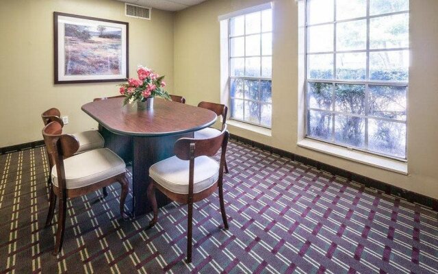 Vista Inn and Suites Tampa