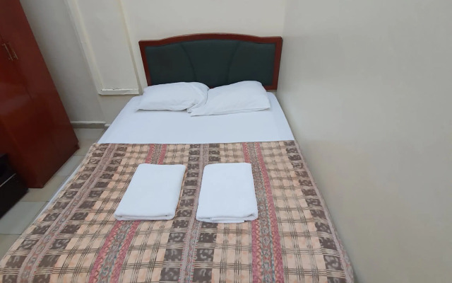 SPOT ON 90137 Casavilla Hotel Pudu
