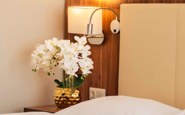 Отель Plaza Premium Wien