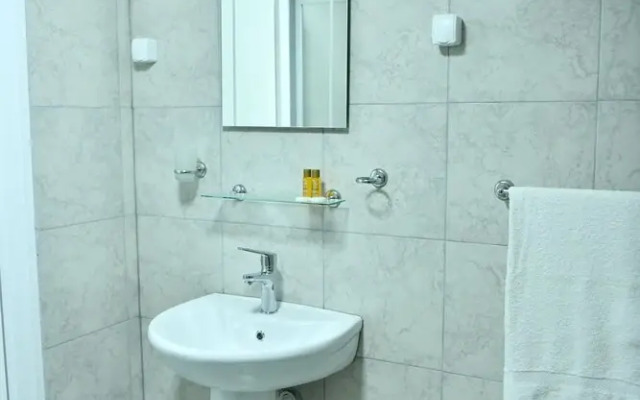 Hostel & Apartments Academy