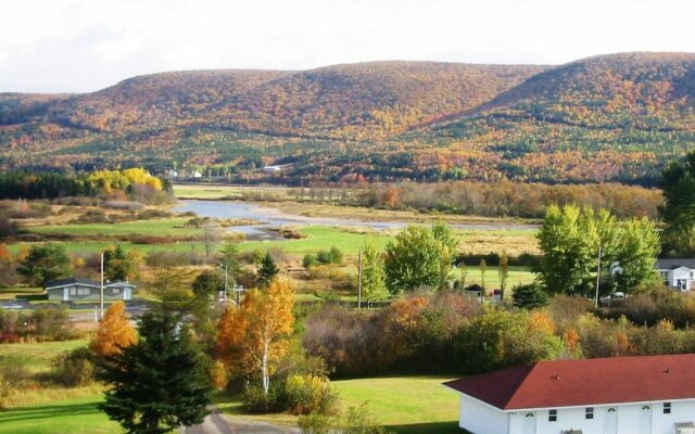 Margaree Riverview Inn