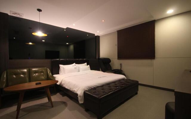 IM Hotel