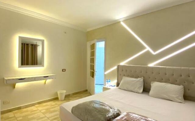 Hyat Suite & Private Rooms