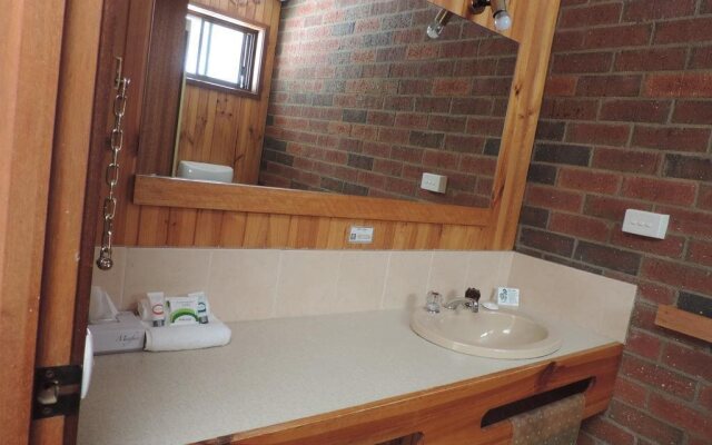 Tooleybuc Country Roads Motor Inn