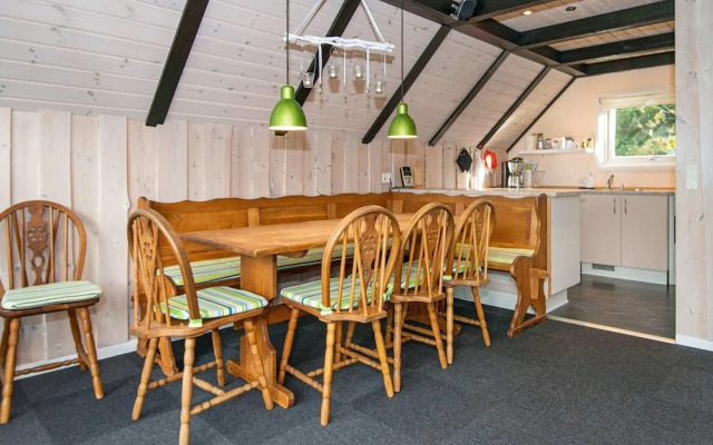 Tranquil Thatched Cottage on Romo-by Traum