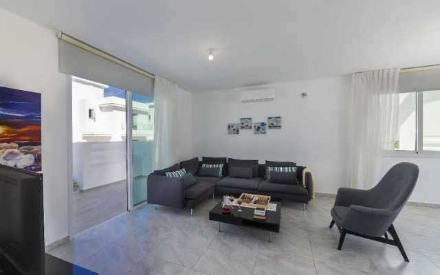 Protaras Villa Araella