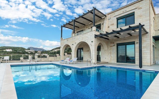 Luxury Villa in Kera