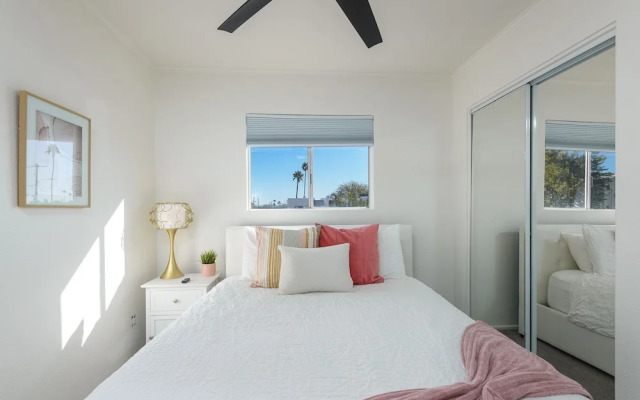 Villa Sunshine 2 Bedroom Condo by RedAwning