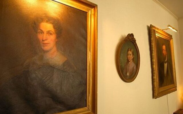 Burbridge St. B&B