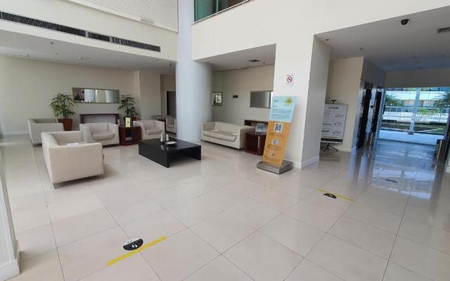 Saint Moritz Express Flat Particular com Garagem, Estilo Provençal no Coração de Brasília