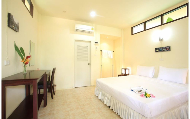 Koh Mook Rubertree Bungalow