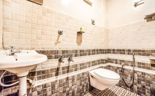 FabHotel Blue Orchid Railway Station