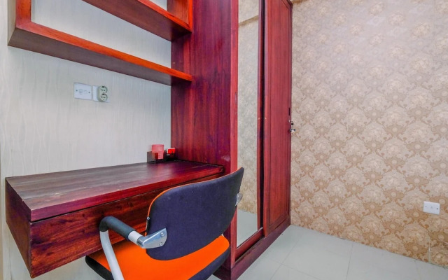 Comfy Studio At Park View Condominium Apartment