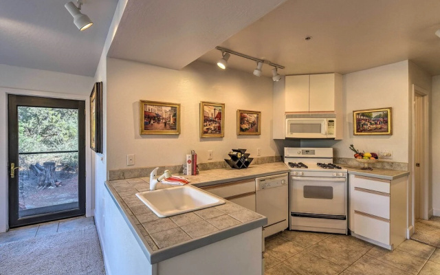 Private Patio & Red Rock Views: Sedona Apt!