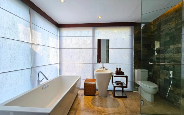 SEMINYAK ICON by Karaniya Experience