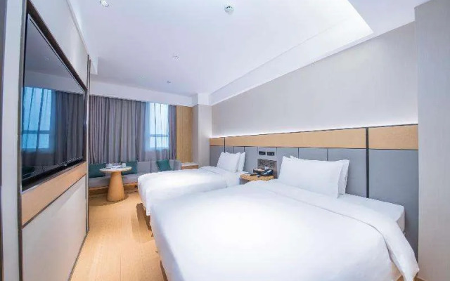 Ji Hotel (Shanghai People's Square, Nanjing Road)