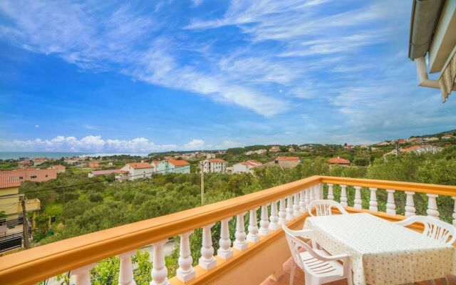 Apartments Javoran 3108